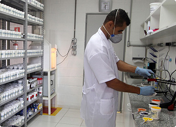 Gênesis Tintas Serigráficas - Laboratório